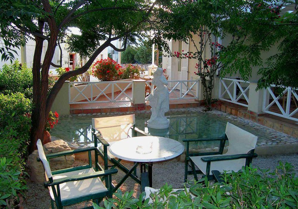 Emilia Luxury Apartments Megas Gialos - Nites Exterior photo