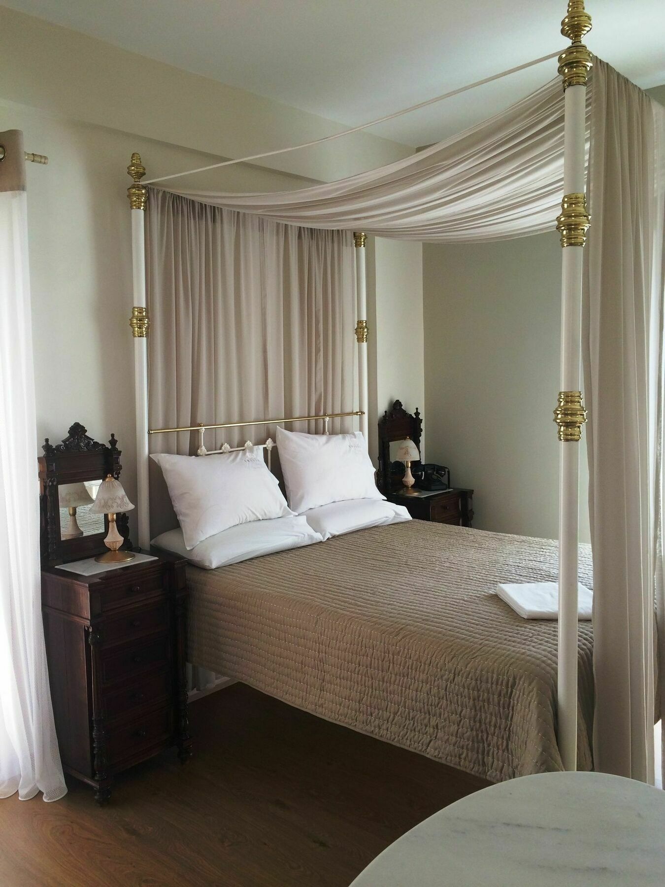 Emilia Luxury Apartments Megas Gialos - Nites Exterior photo